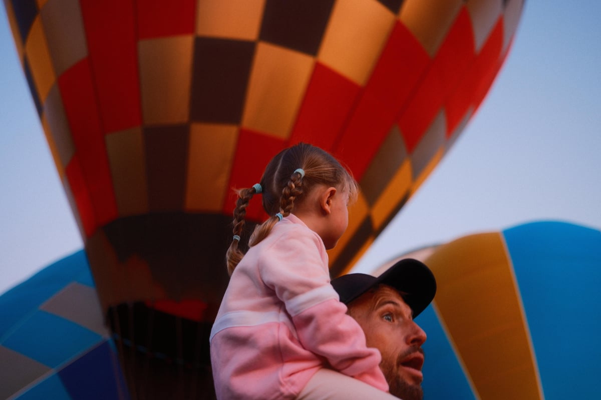A quiet morning view of hot air balloons in Canberra.